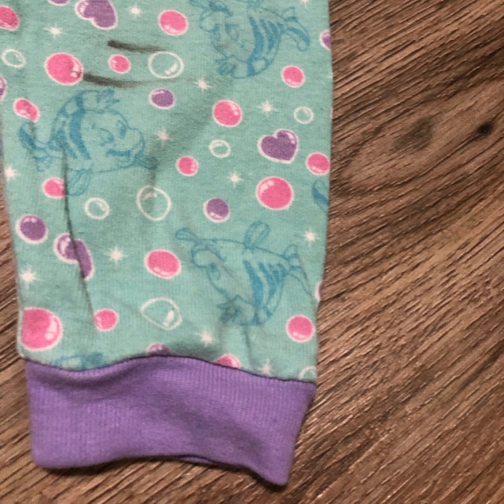 Little Mermaid pjs - Picture 7 of 8